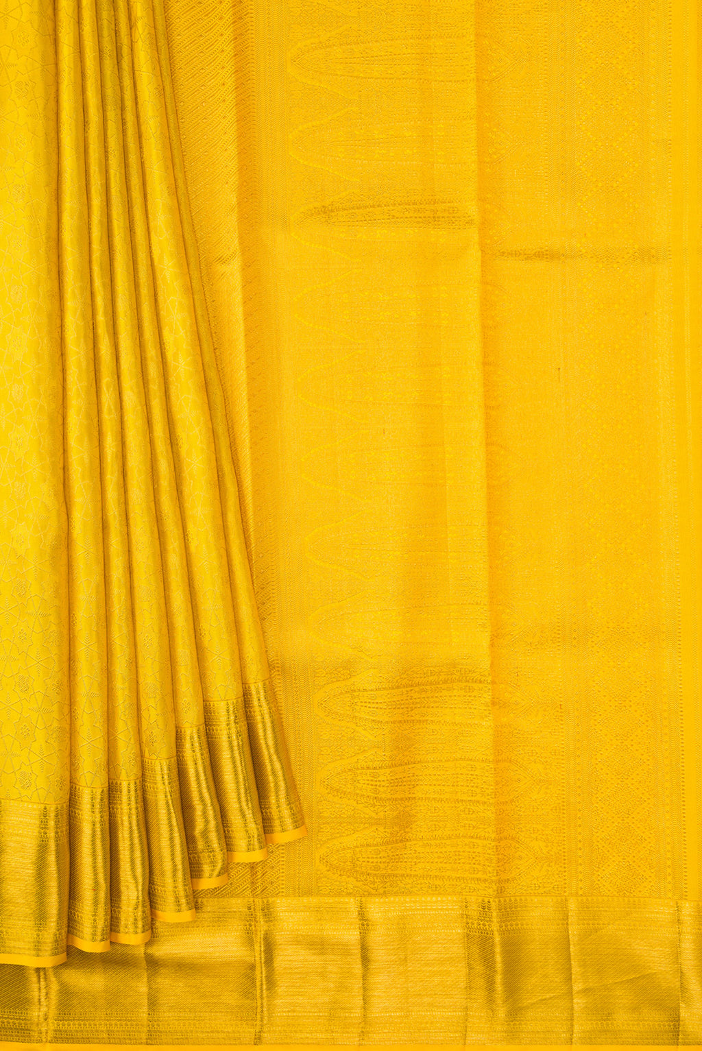 Pleats and pallu of Yellow Dual Tone Kanjivaram Silk Saree with Zari Brocade on the body and Zari Border. 