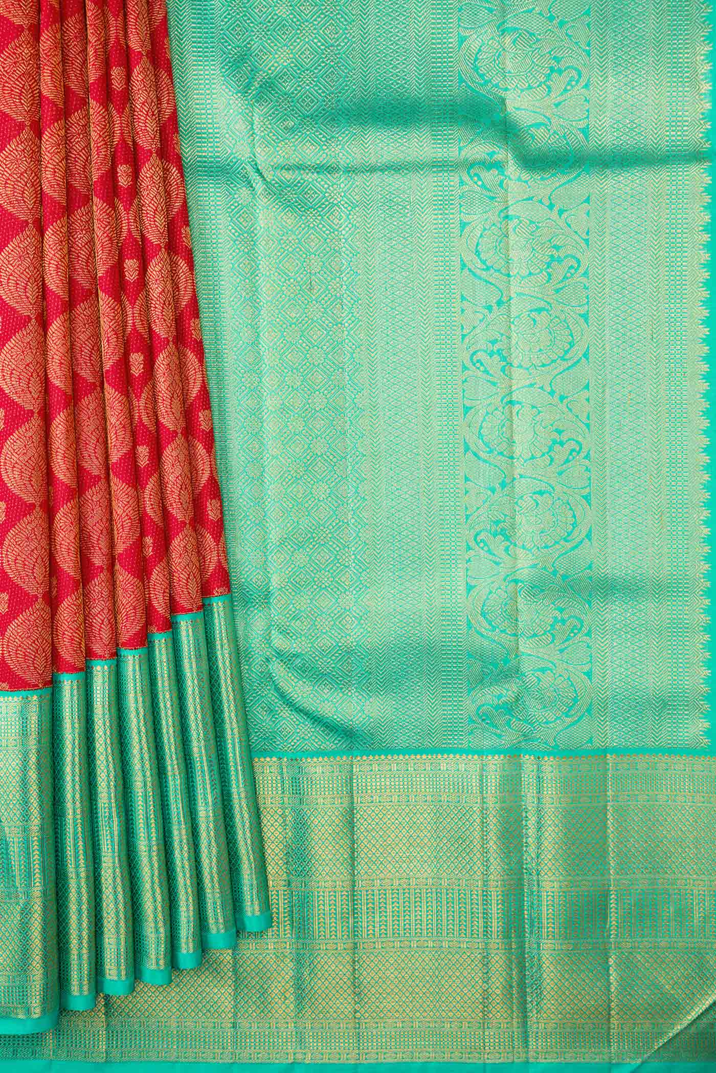 pleats pallu