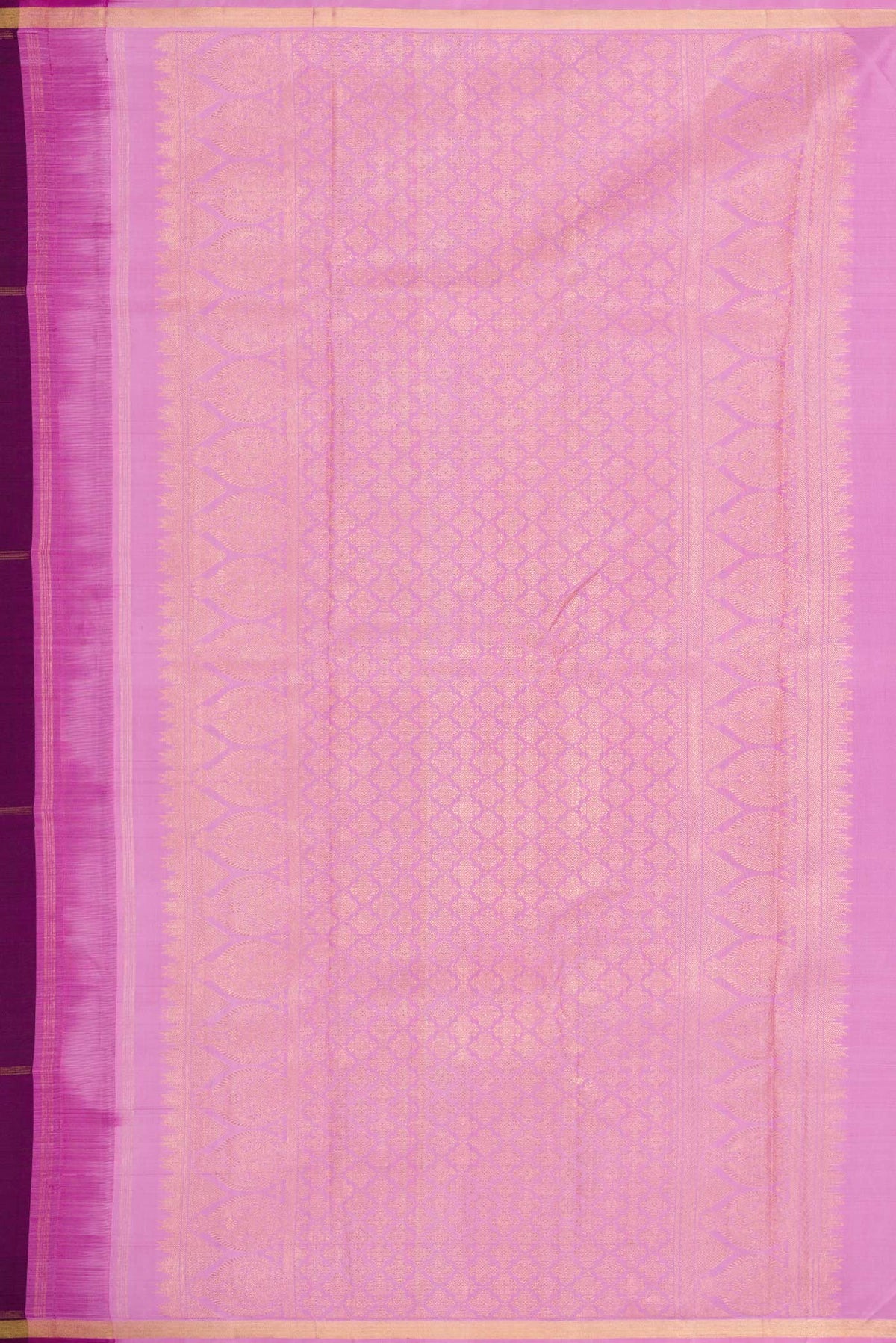 Close up image of the pallu of Purple Dual Tone Kanchipuram Silk Saree With Checked design on the body and Zari Border