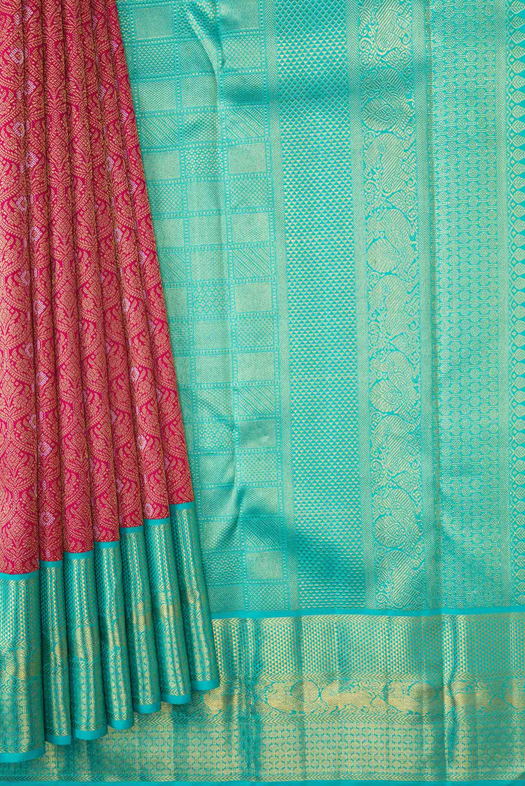 pleats pallu