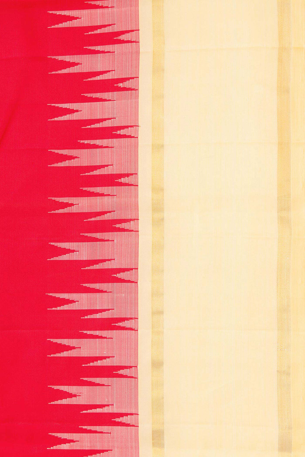Border image of Red Dual Tone Kanchipuram Silk Saree with Plain Body and Temple Border. 