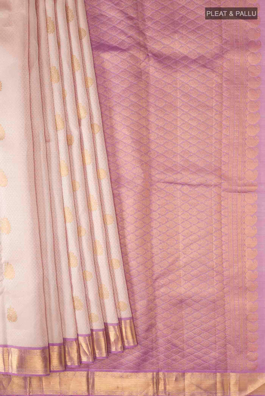 pleats pallu