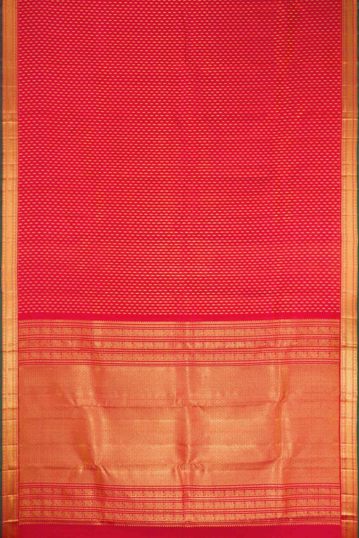 Flat view of Pink Kanchipuram Silk Saree with Zari Butta on the body and Zari Border