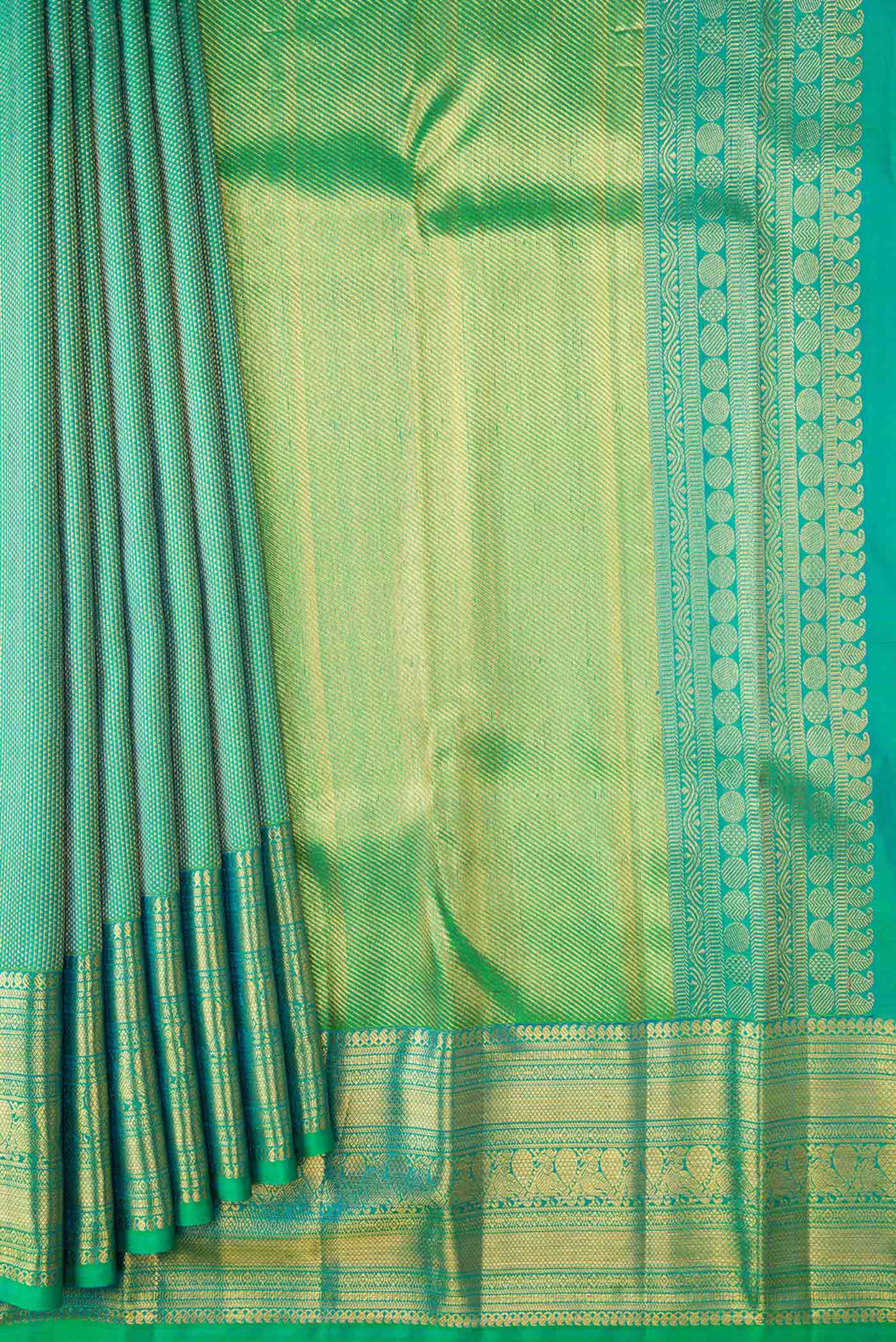 pleats pallu