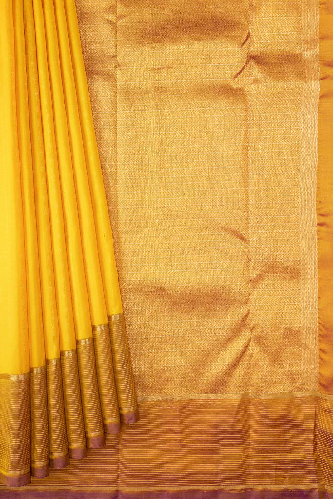 pleats pallu