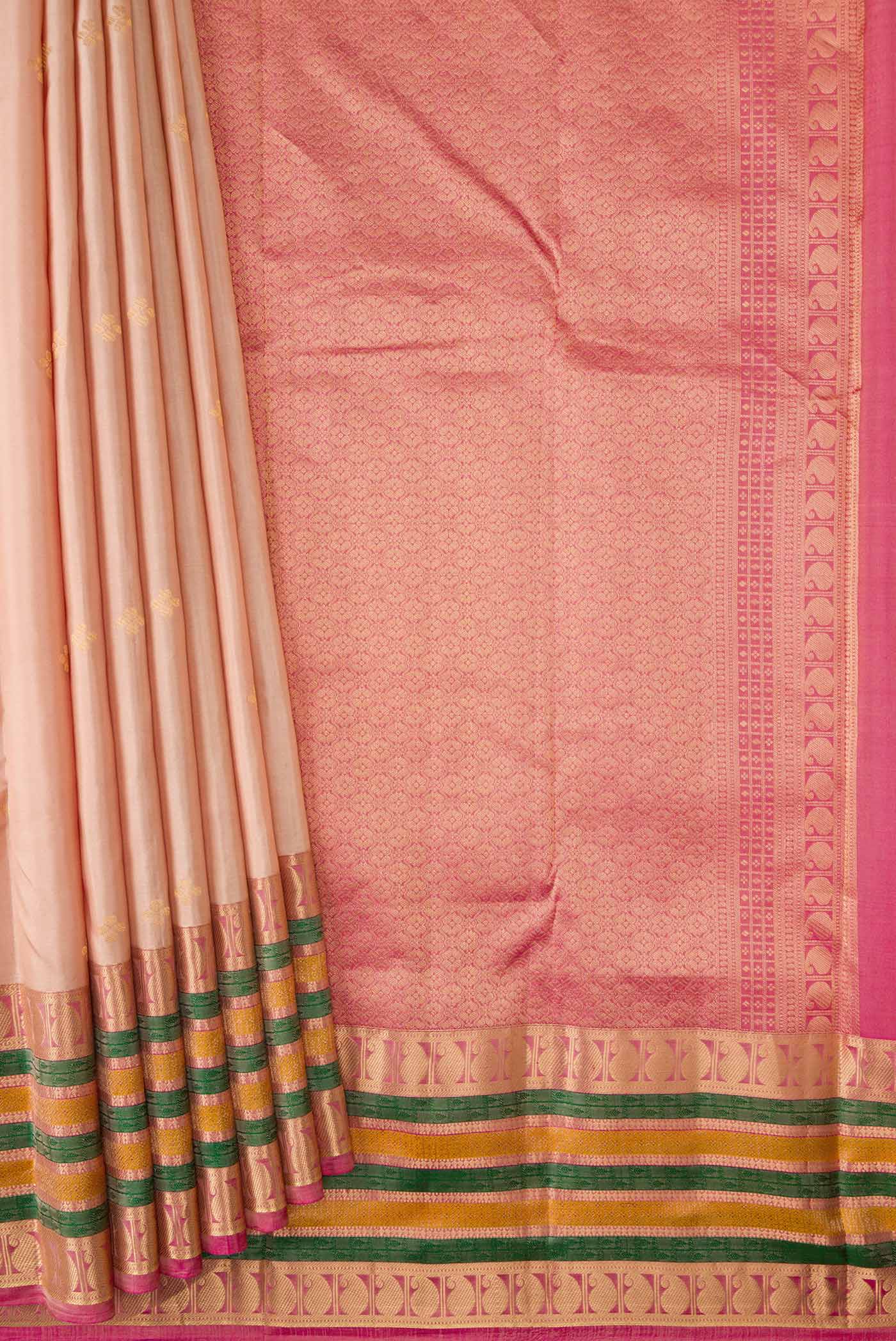 pleats pallu