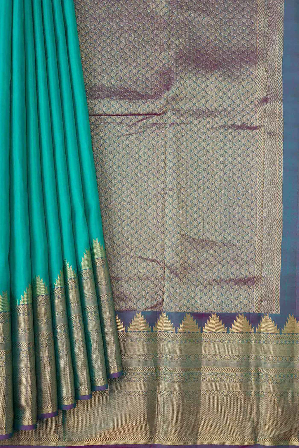 pleats pallu