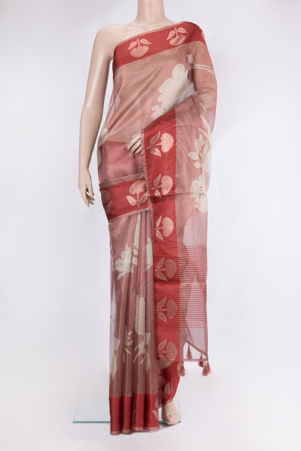 Rose Gold Dual Tone Blended Kota Silk Saree with Checked design on the body and Fancy Border.  displayed on a mannequin