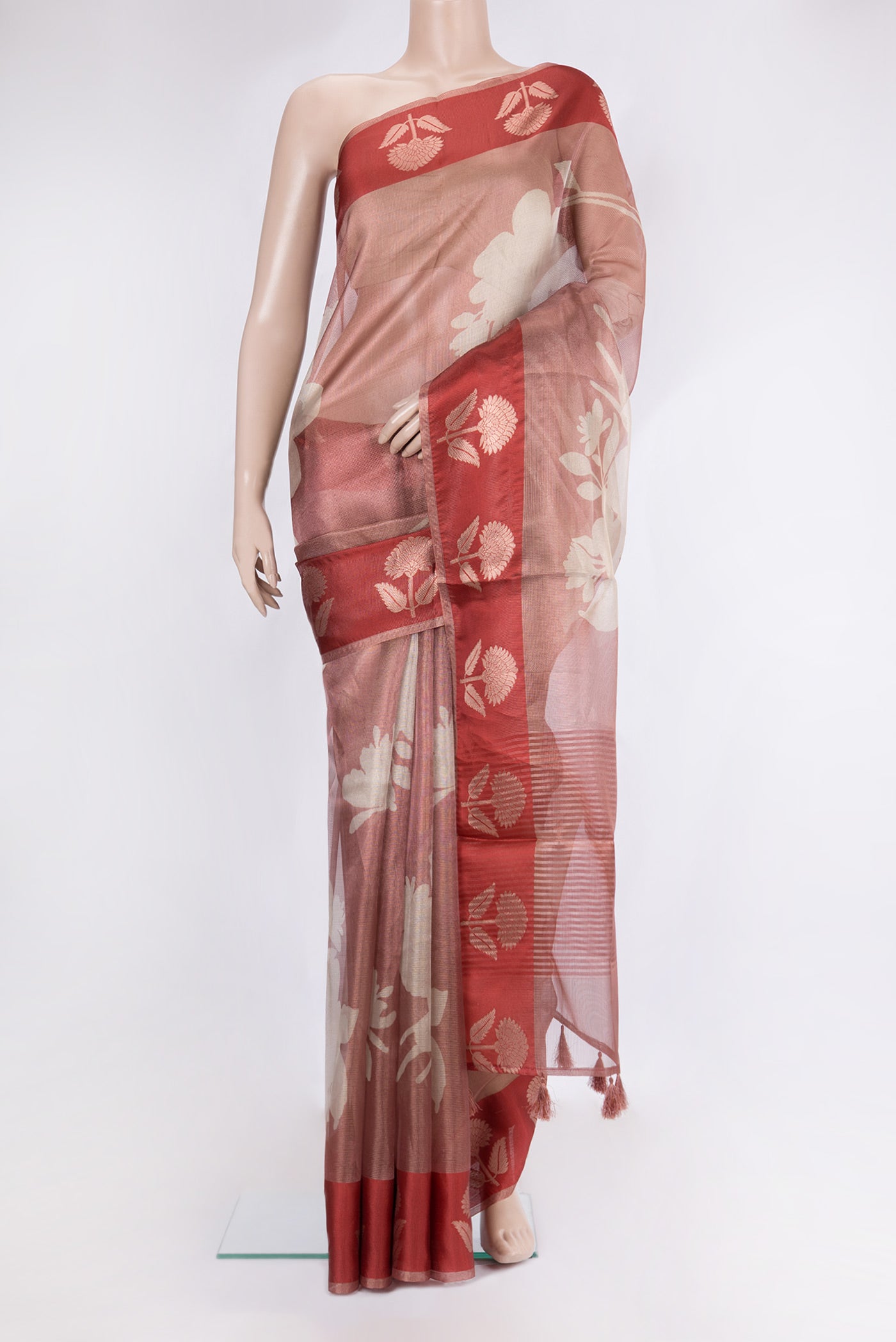 Rose Gold Dual Tone Blended Kota Silk Saree with Checked design on the body and Fancy Border.  displayed on a mannequin
