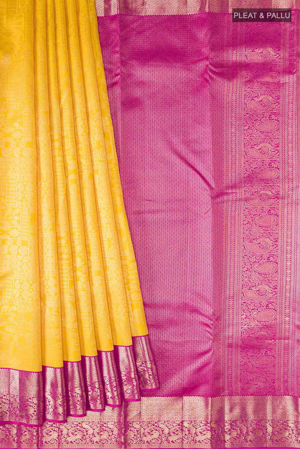 pleats pallu