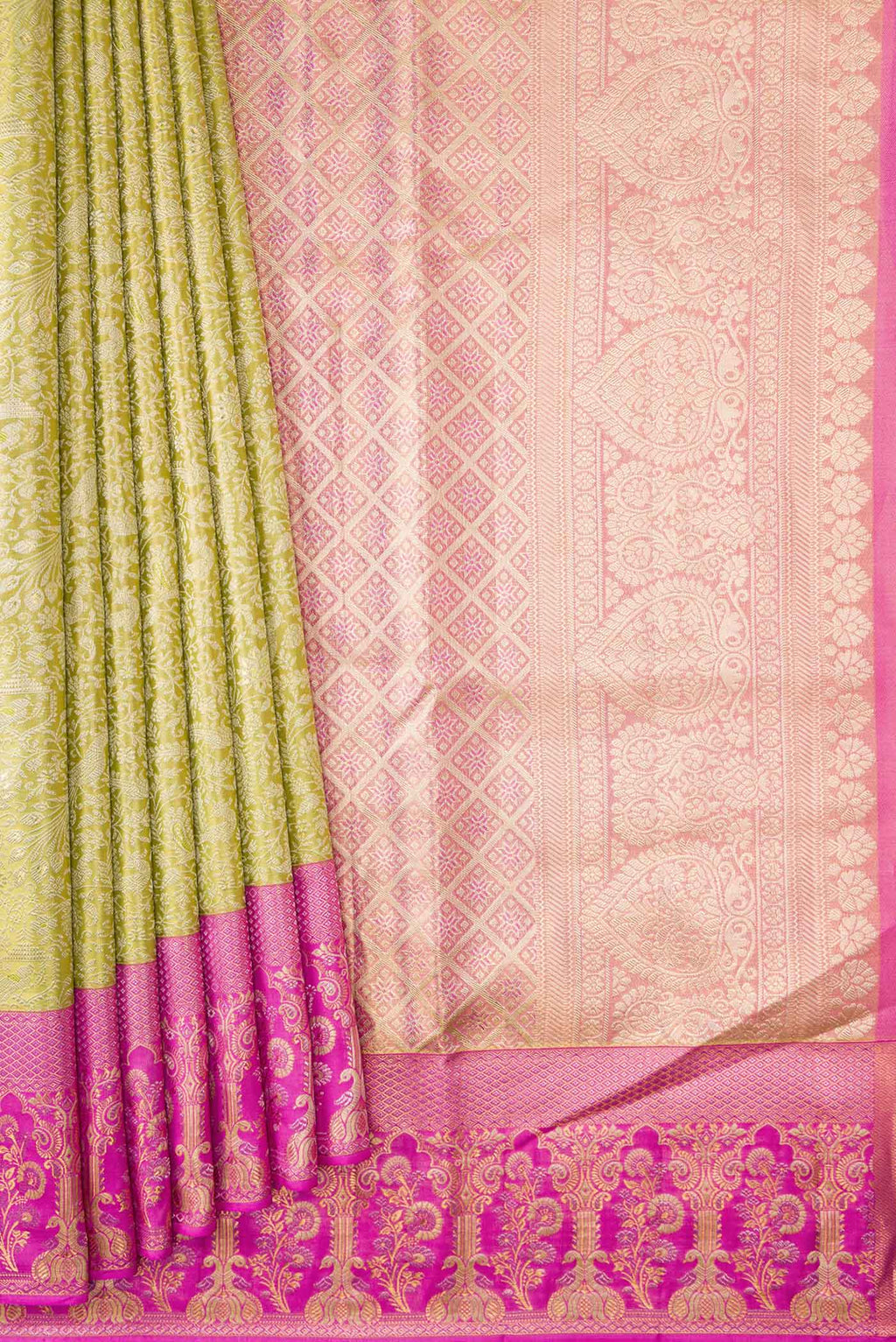 pleats pallu