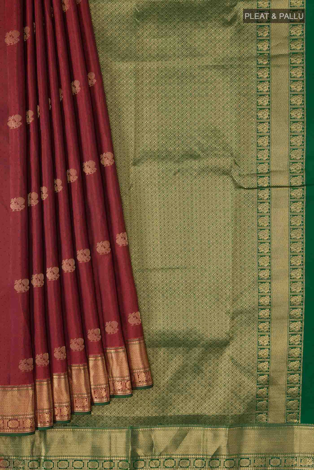 pleats pallu