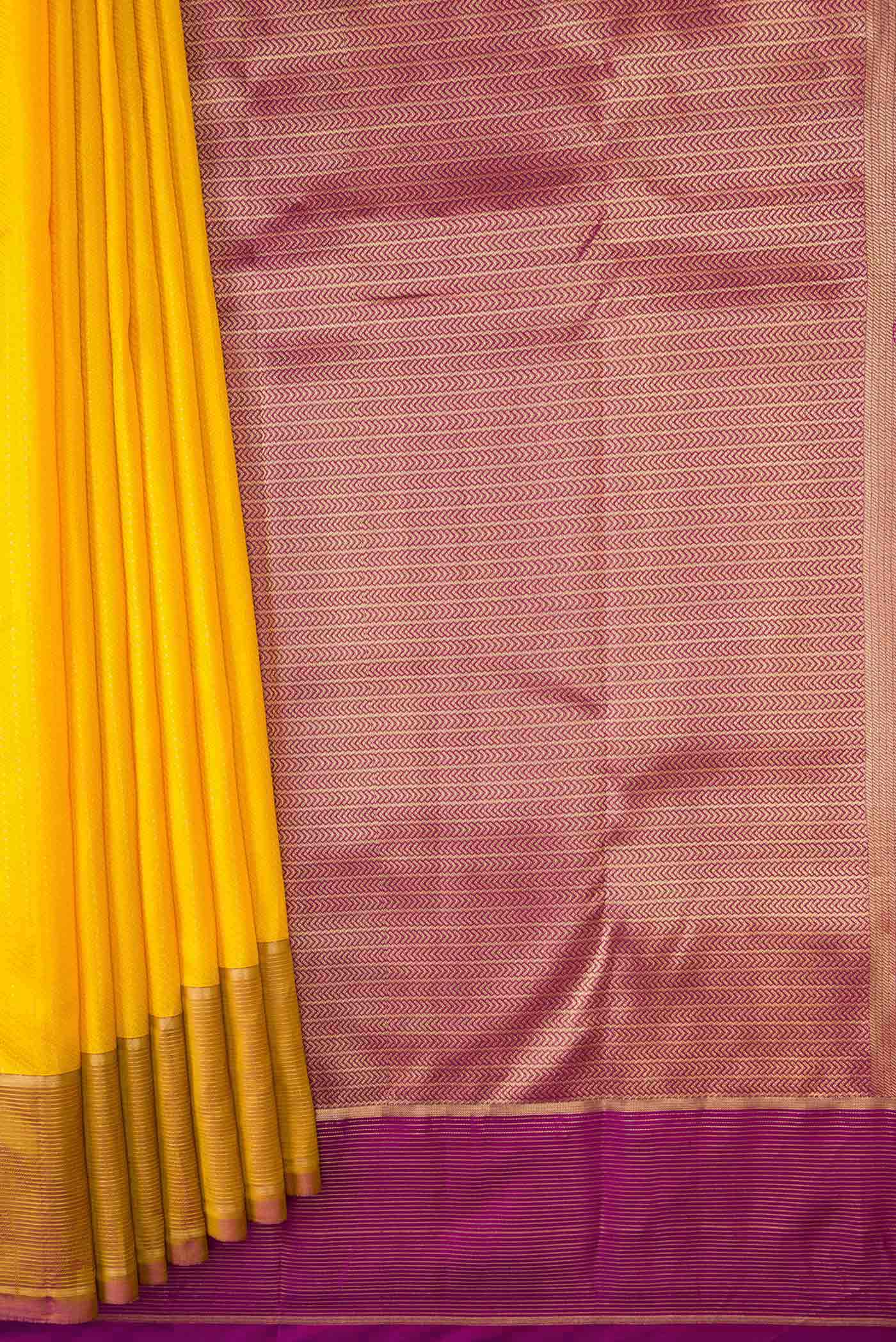 pleats pallu