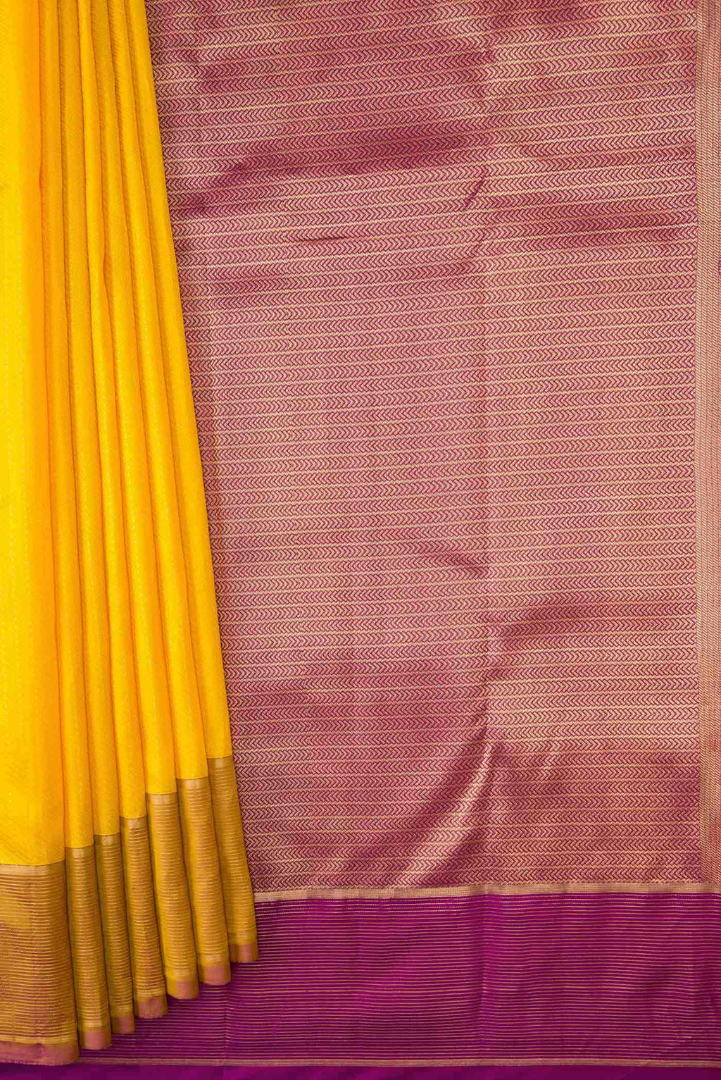 pleats pallu
