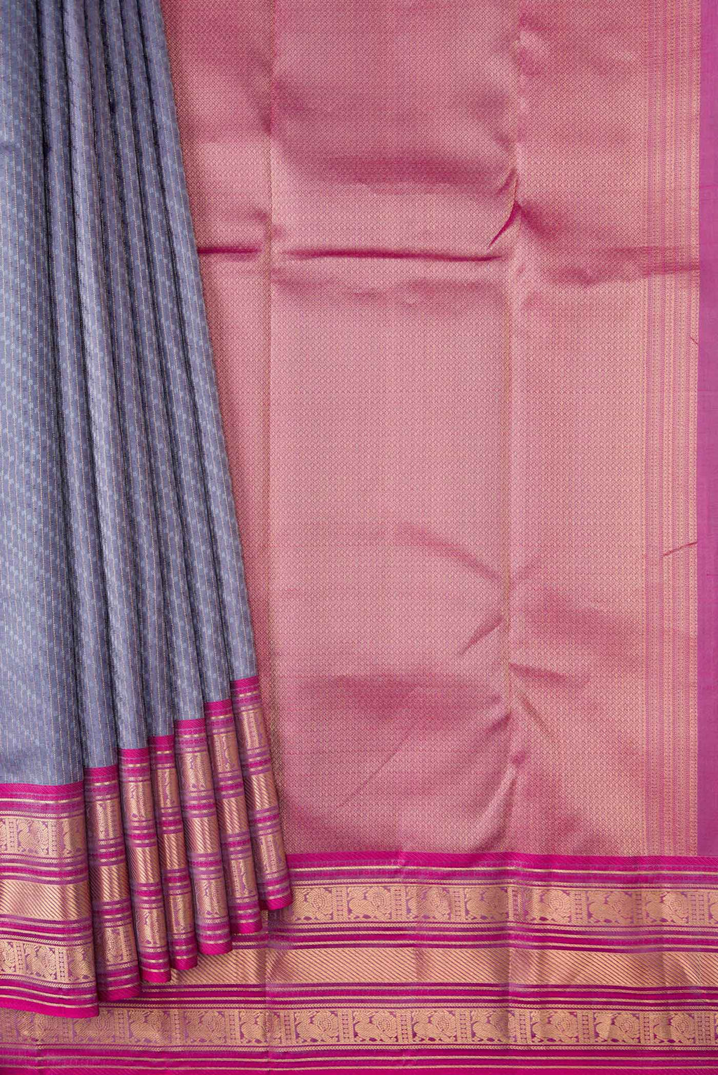 pleats pallu