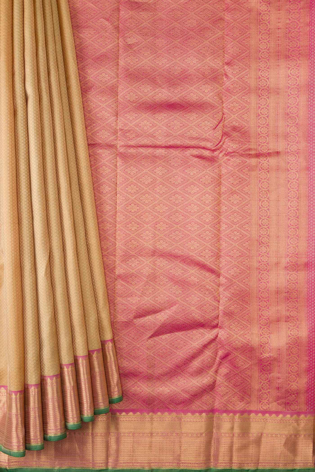 pleats pallu