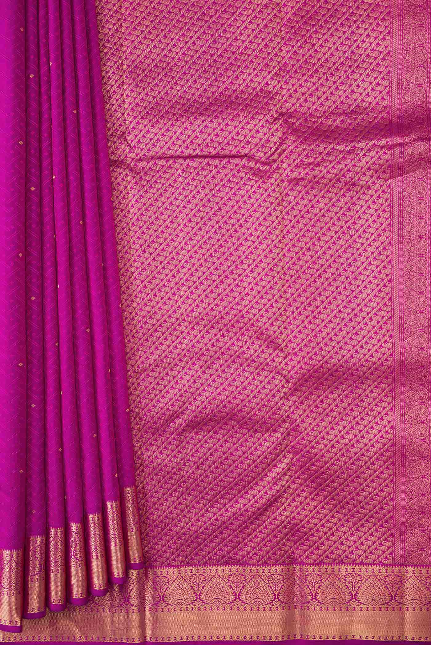 pleats pallu