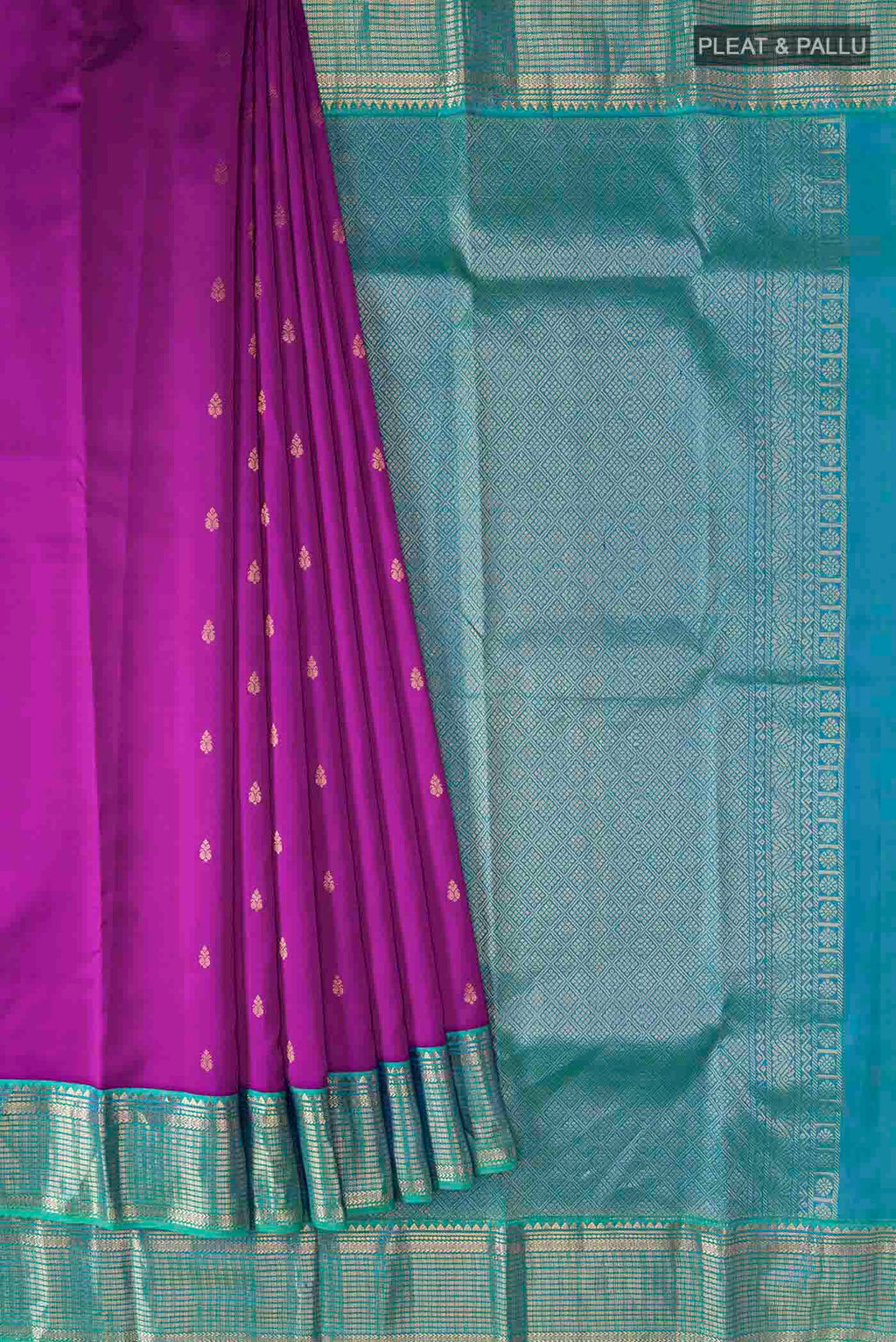 pleats pallu