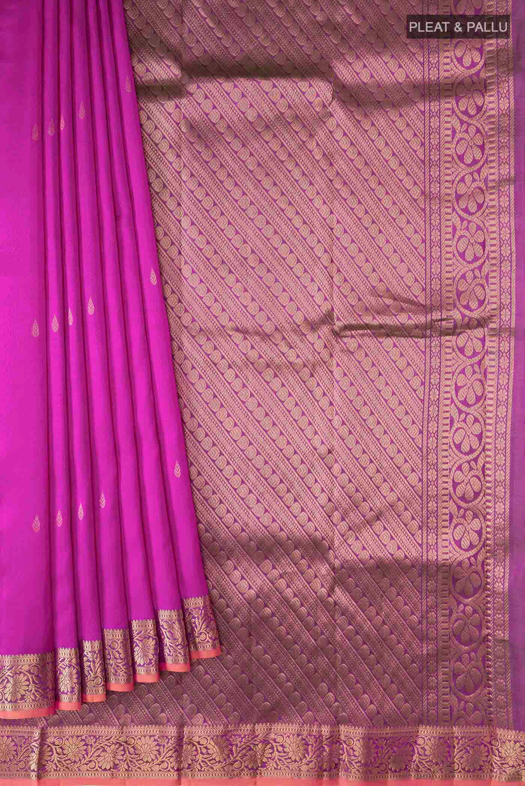 pleats pallu