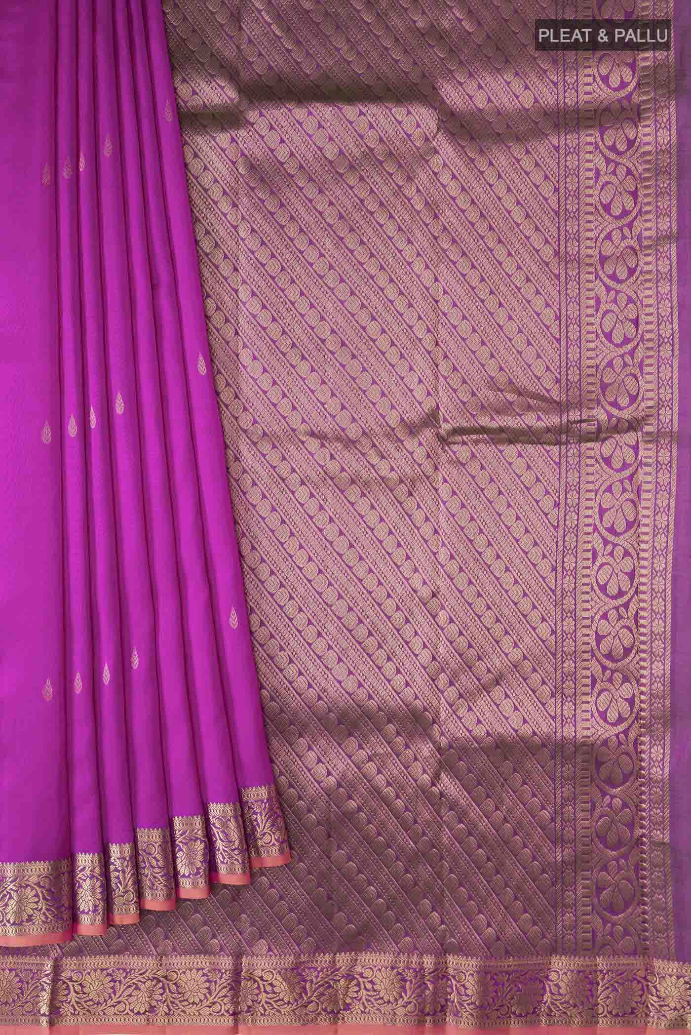 pleats pallu