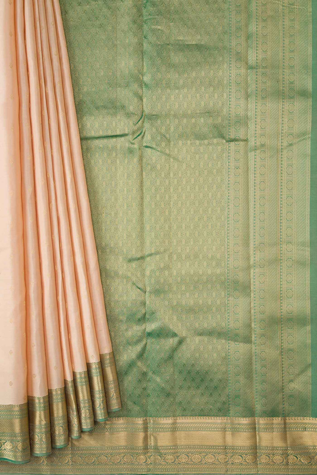 pleats pallu