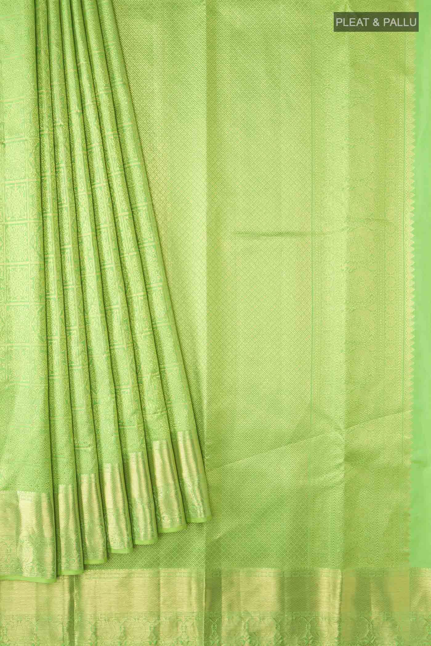 pleats pallu