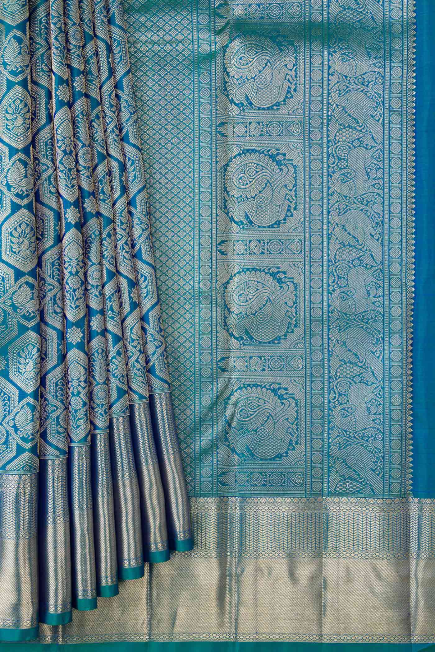 pleats pallu