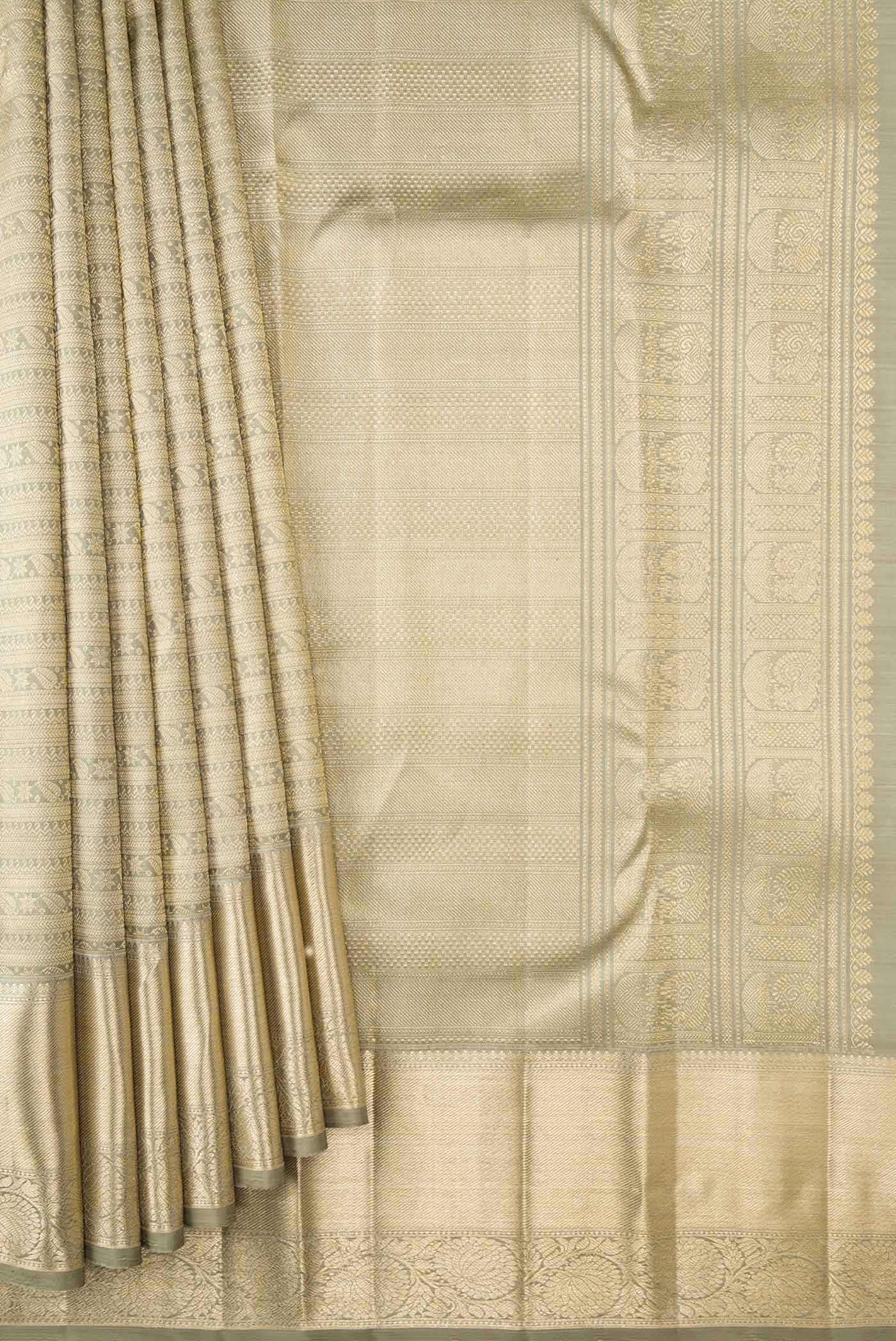 Pleats and pallu of Light Green Dual Tone Kanchipuram Silk Saree with Zari Brocade on the body and Zari Border