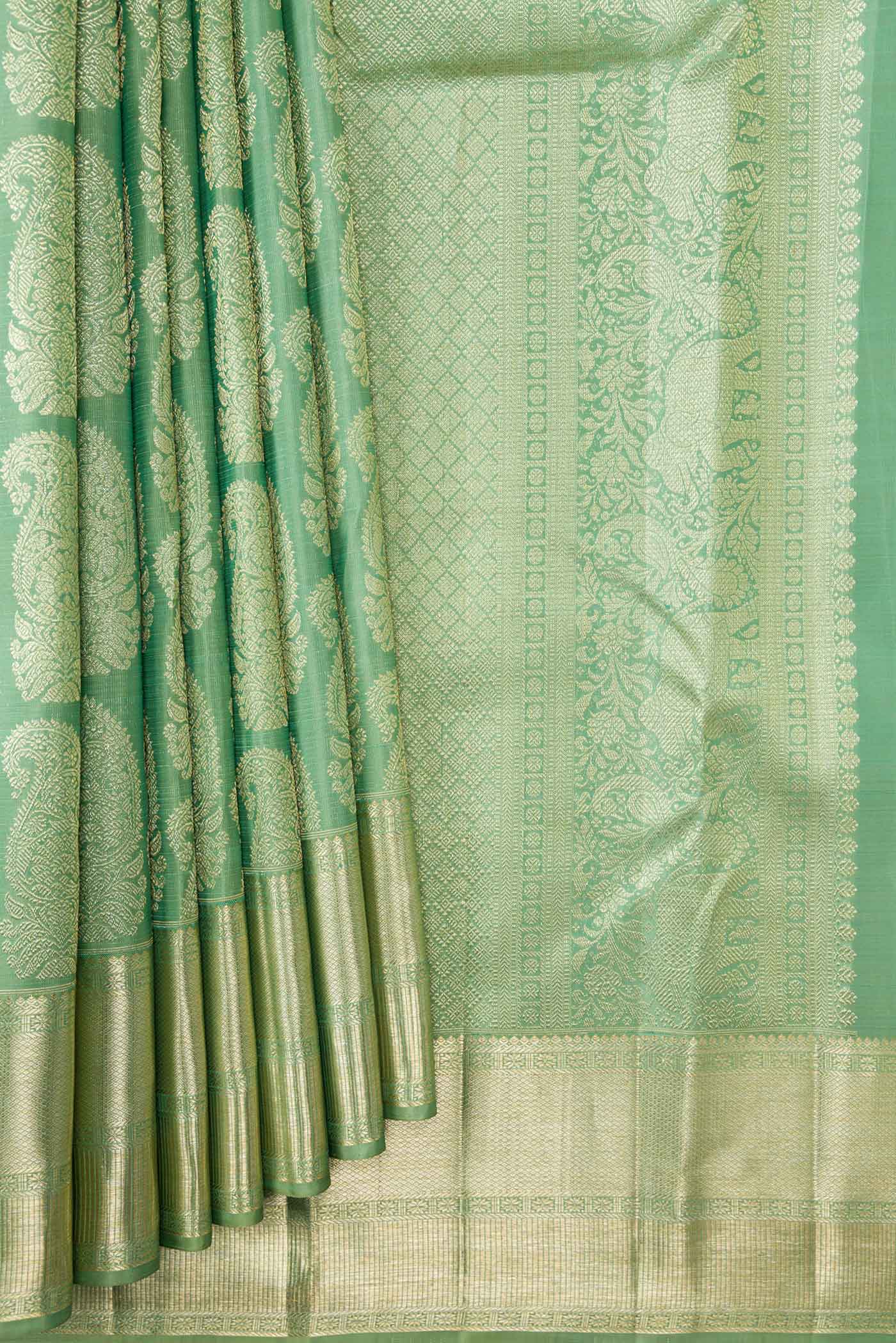 pleats pallu