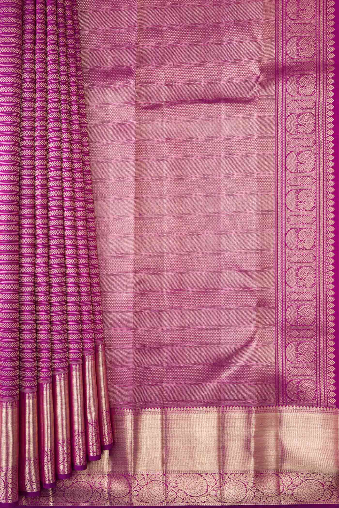 pleats pallu