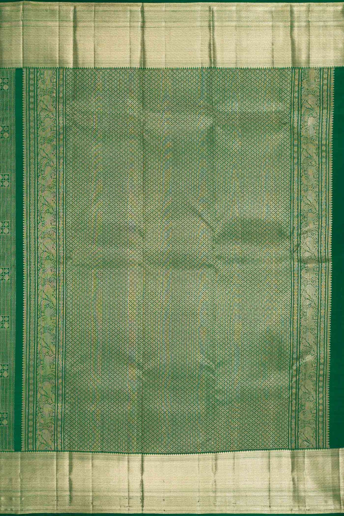 Close up image of the pallu of Green Dual Tone Kanchipuram Silk Saree with Zari Brocade on the body and Zari Border