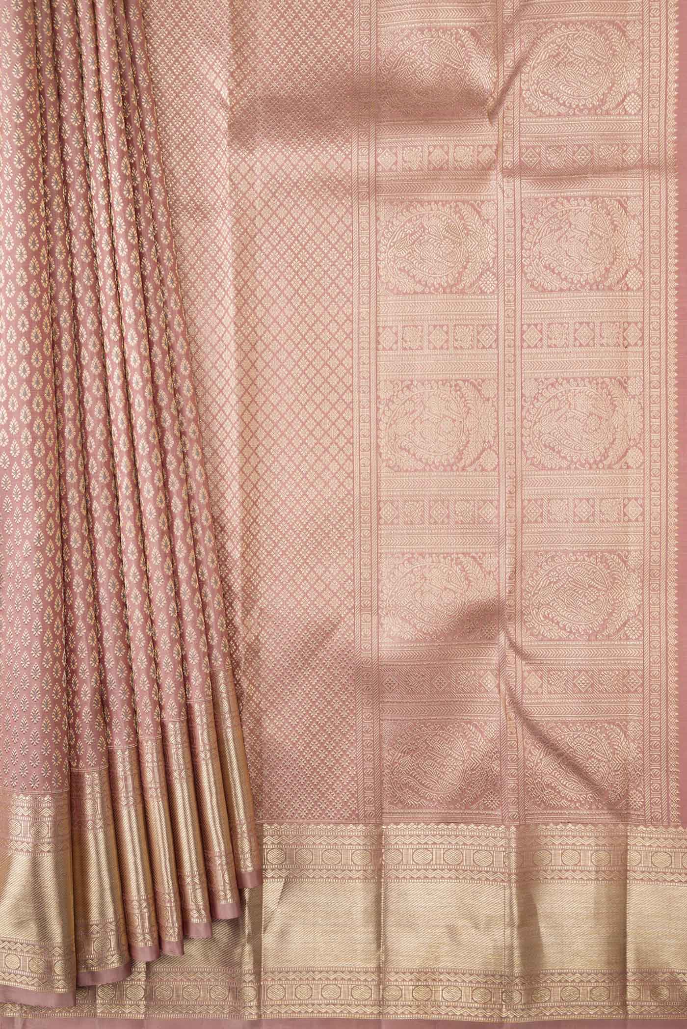pleats pallu