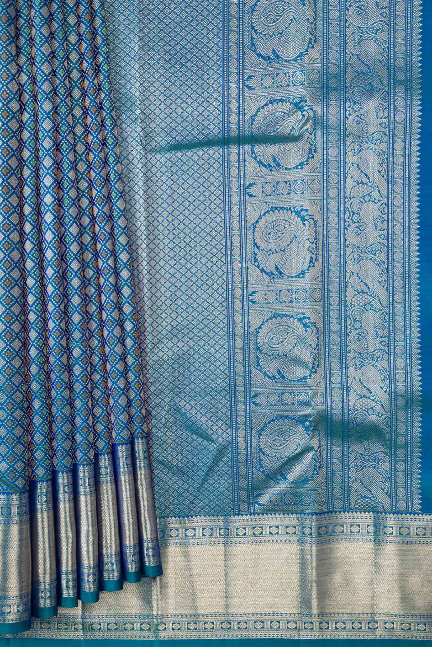 pleats pallu