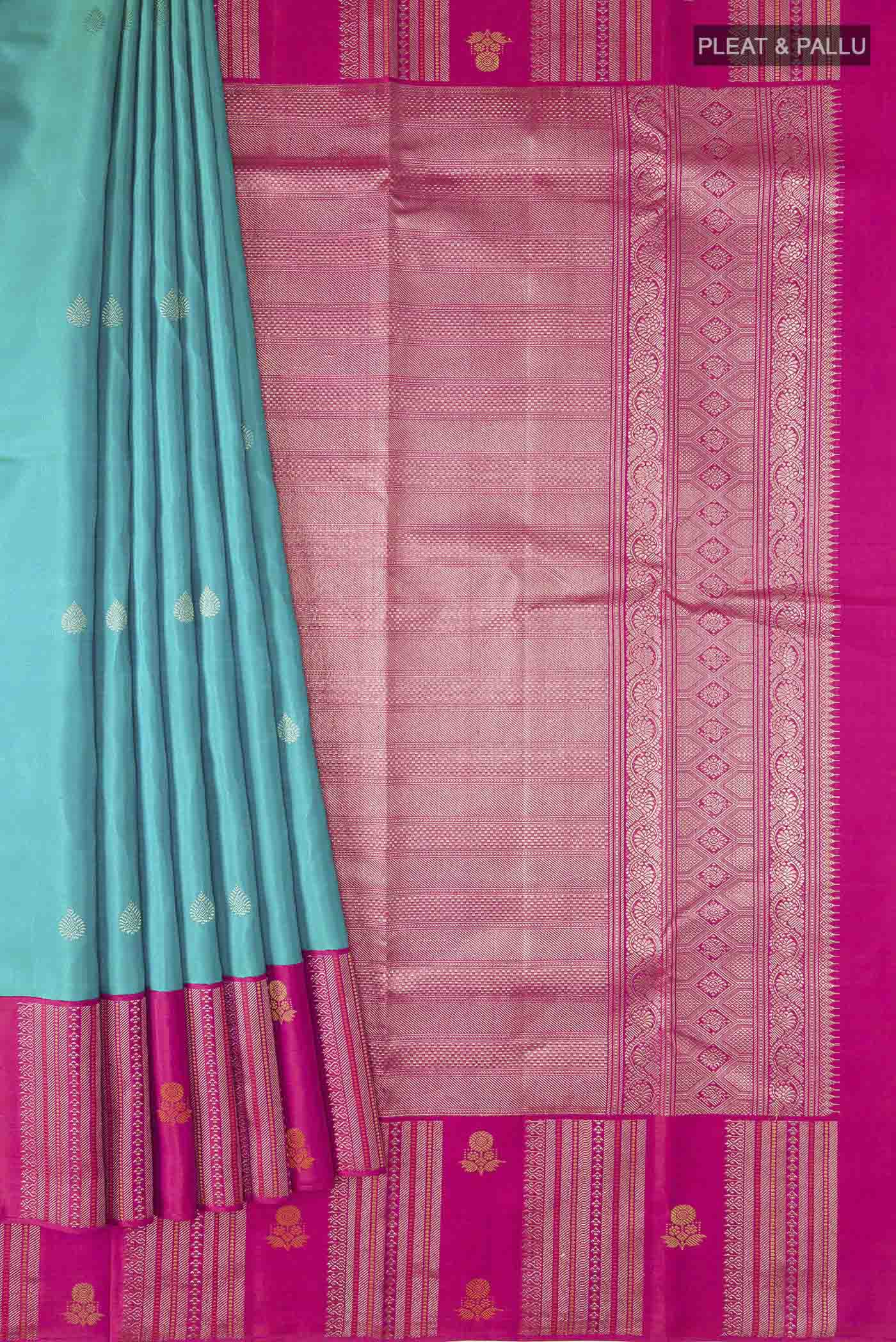 pleats pallu