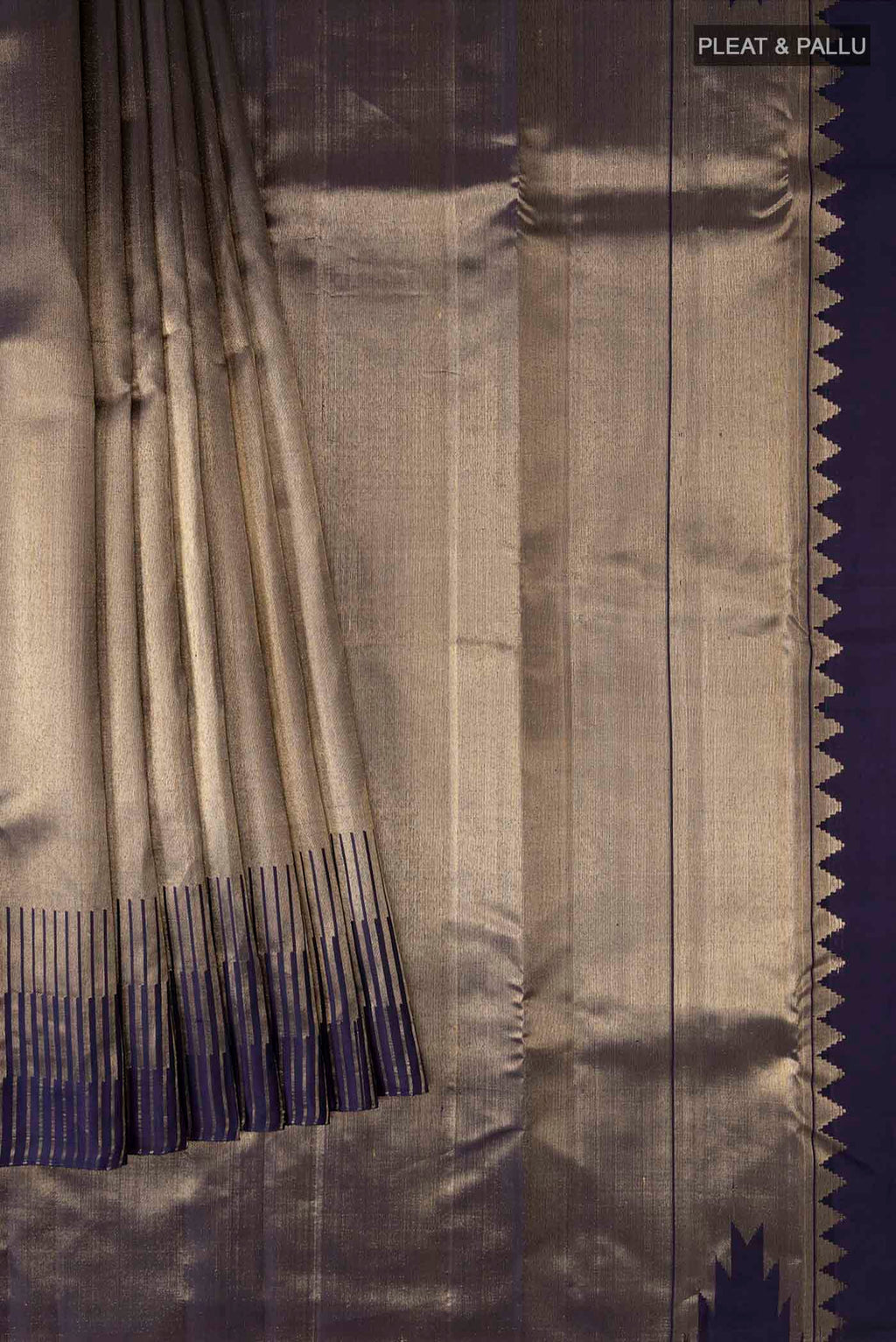 pleats pallu
