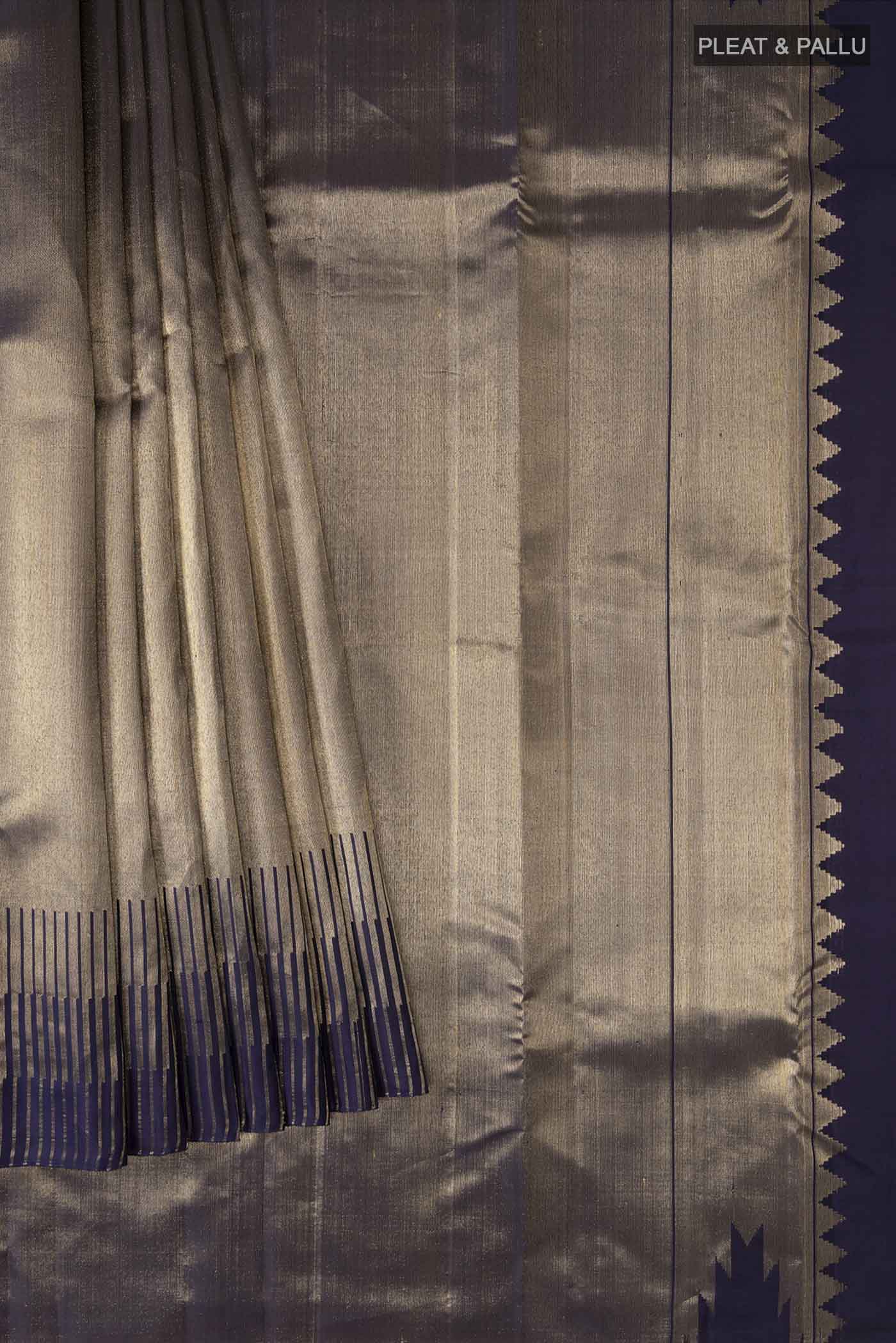 pleats pallu