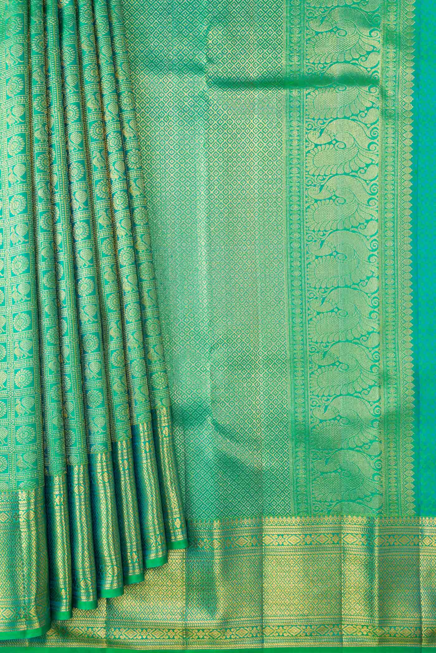 pleats pallu