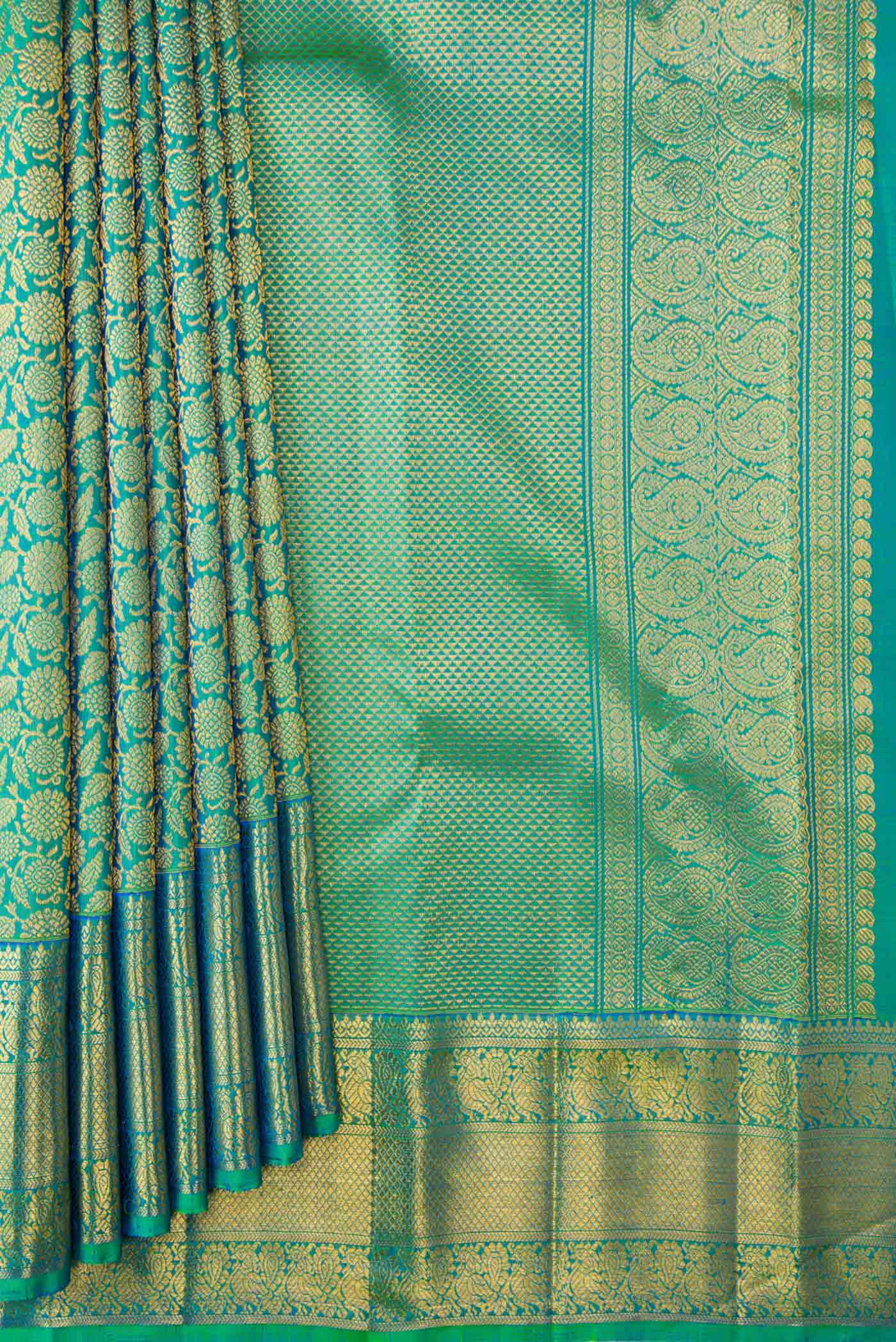 pleats pallu