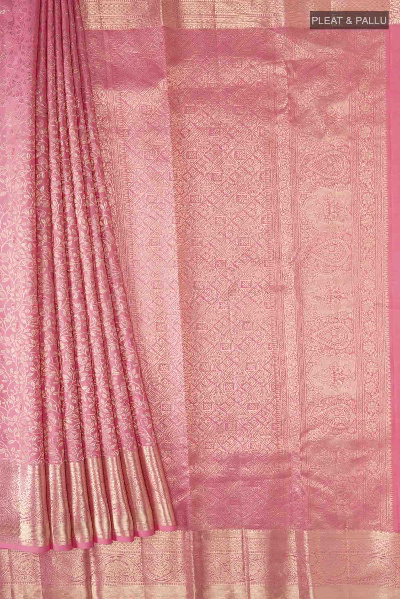 pleats pallu