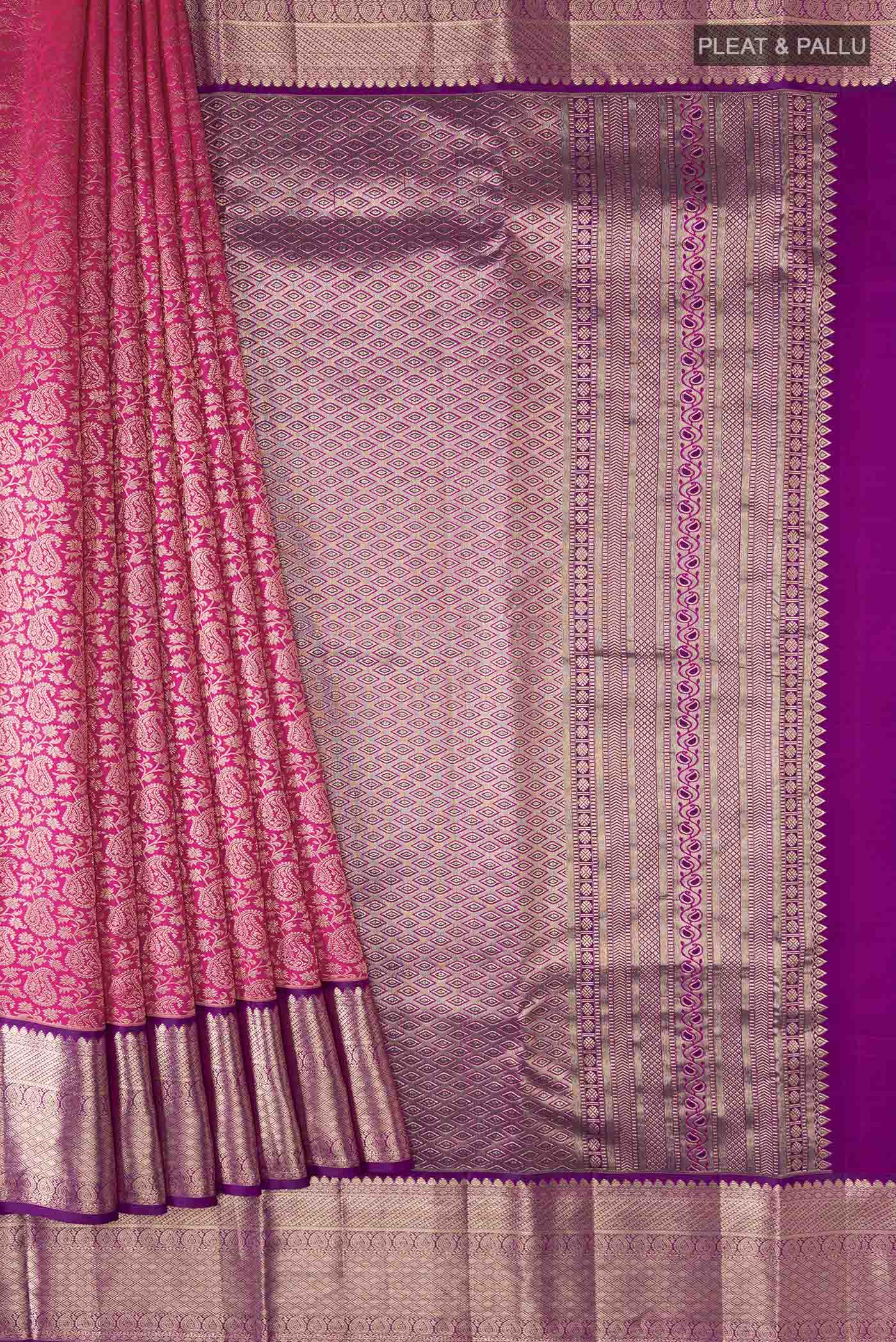 pleats pallu