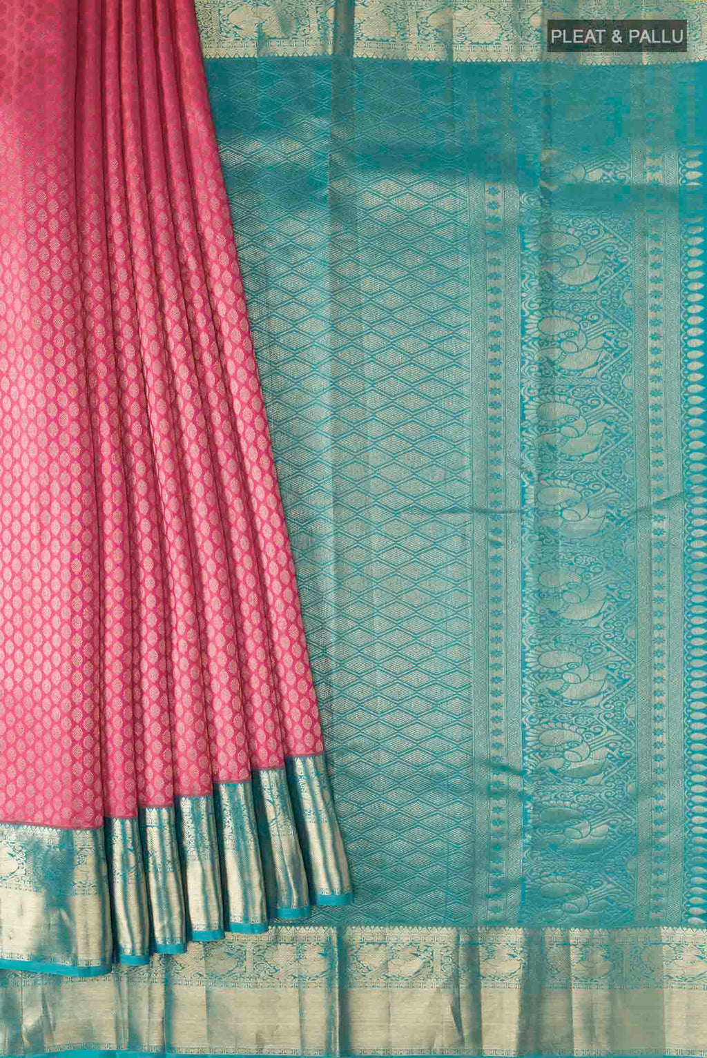 pleats pallu