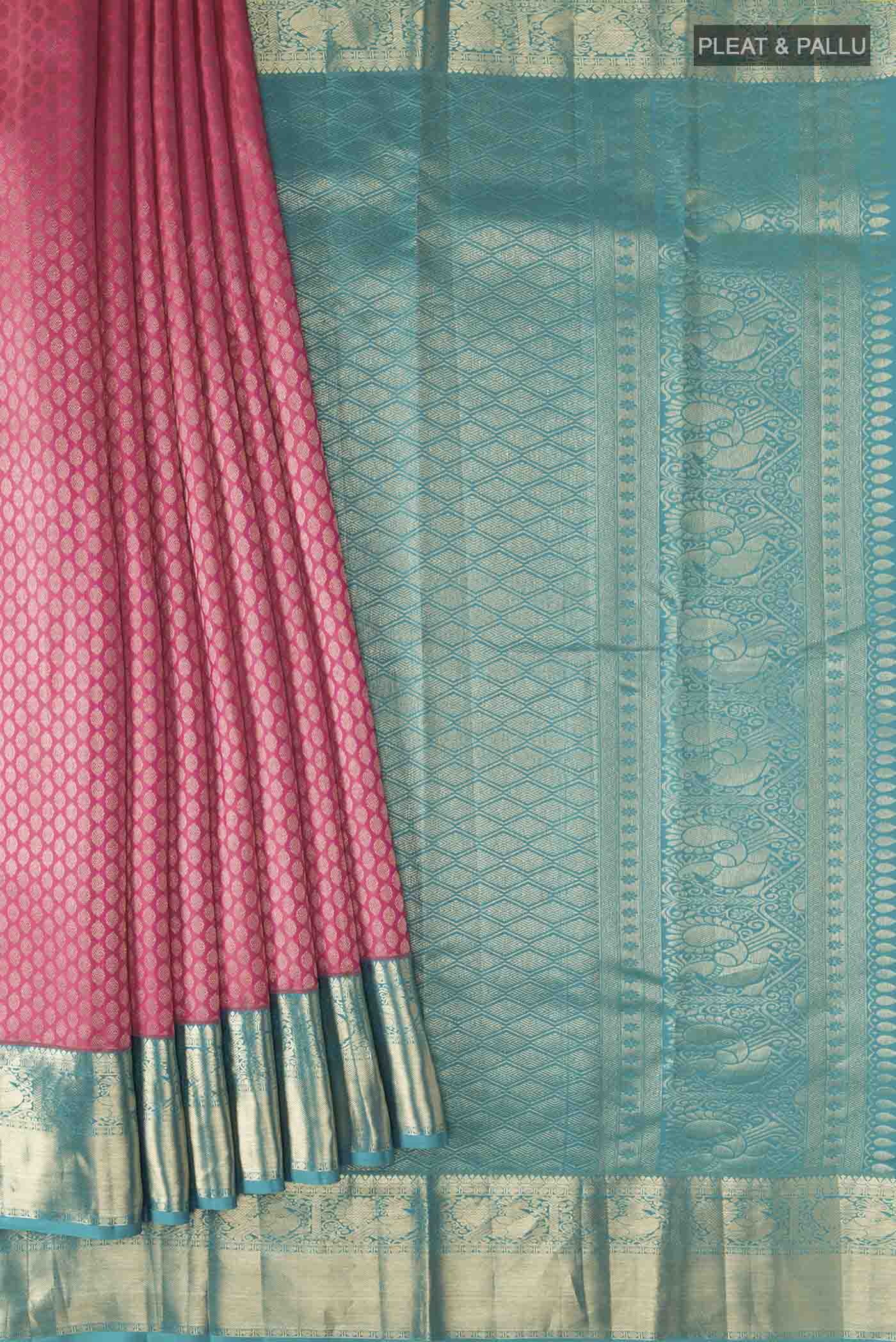 pleats pallu