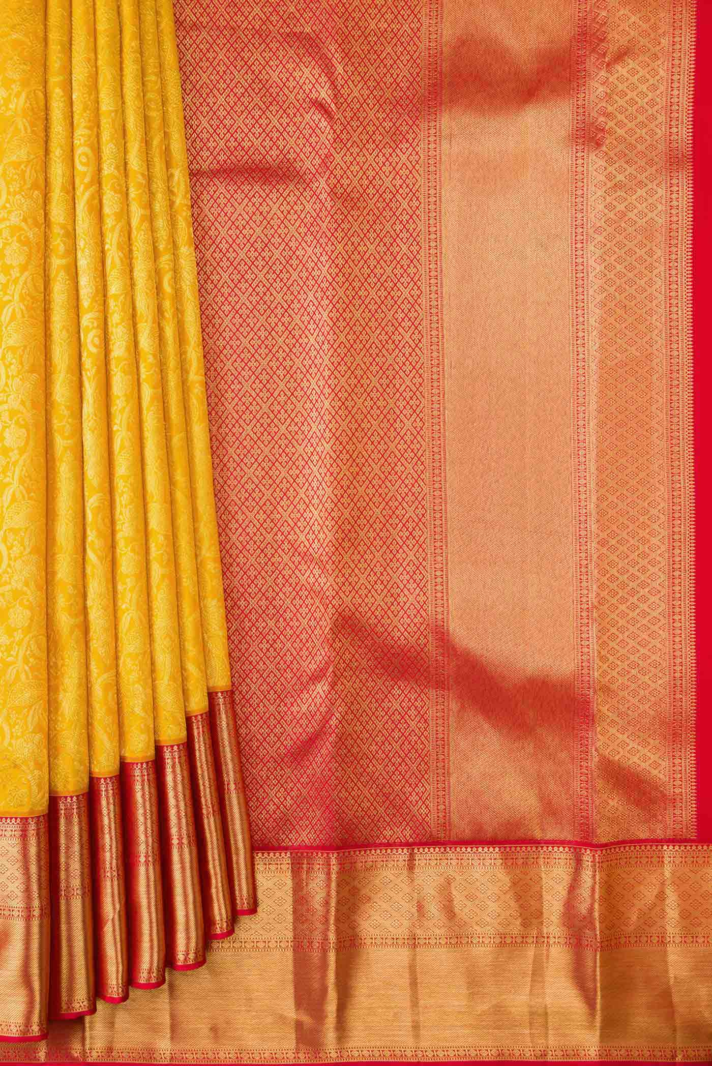 pleats pallu