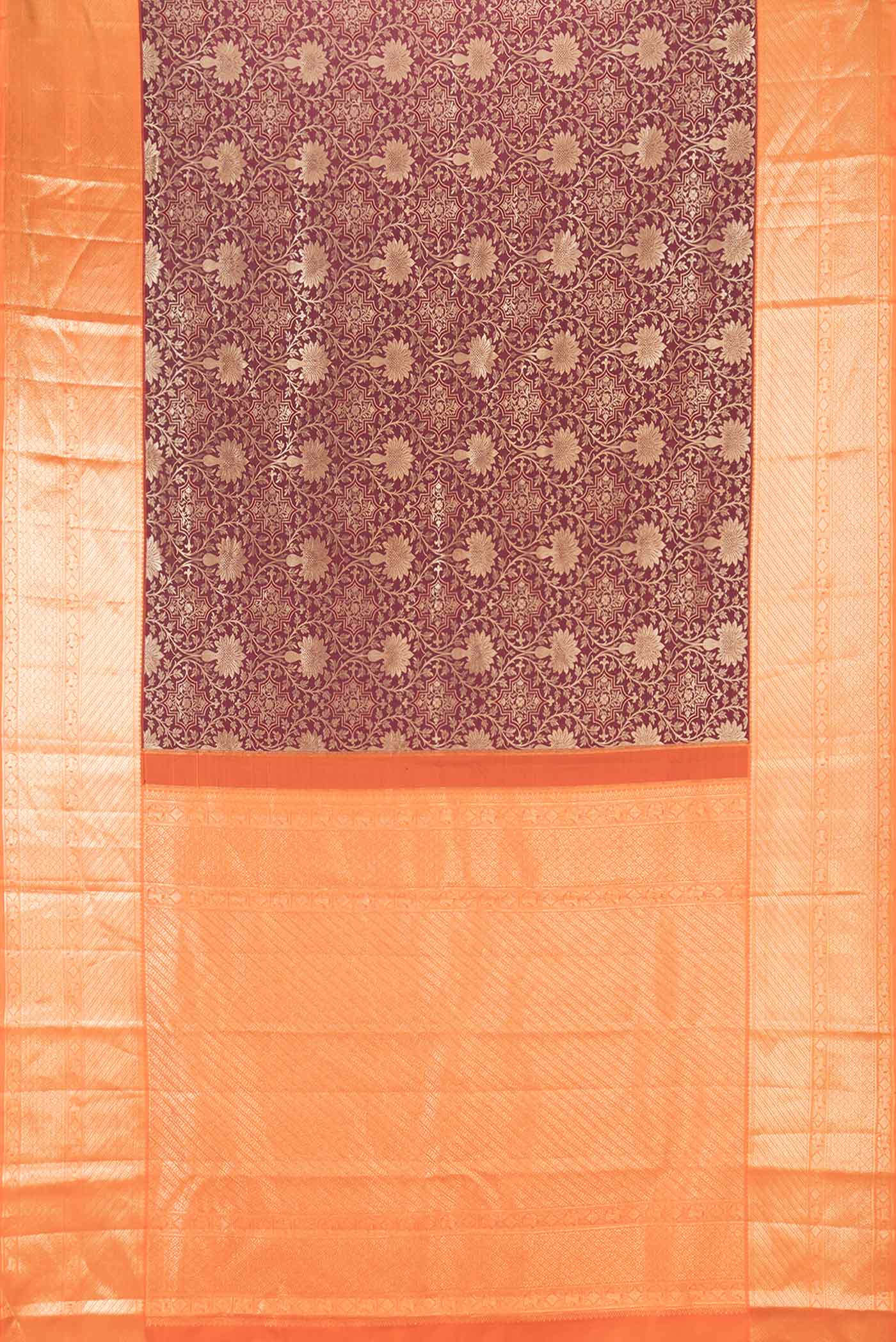 Flat view of Maroon Dual Tone Kanchipuram Saree with Zari Brocade on the body and Zari Border