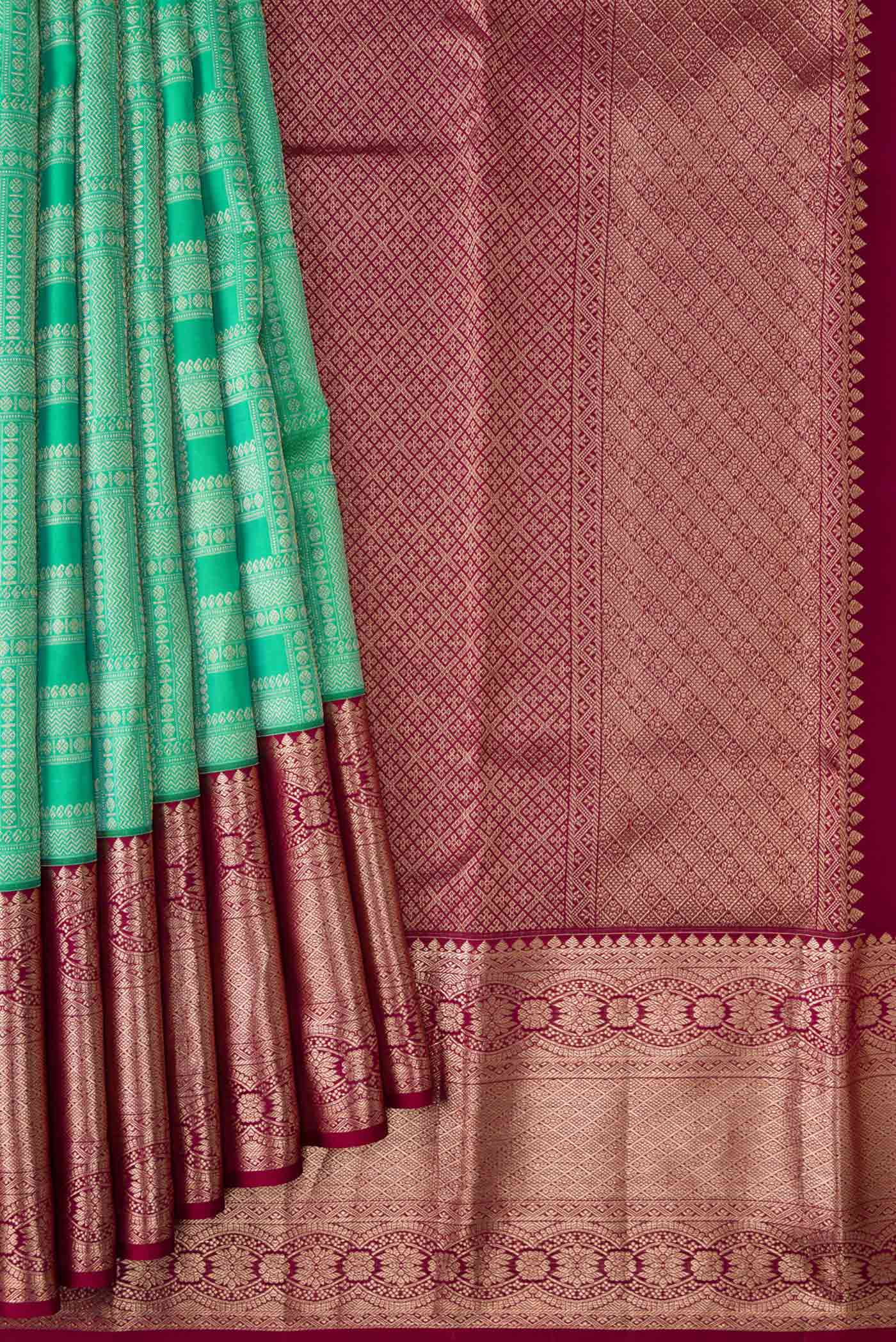 pleats pallu