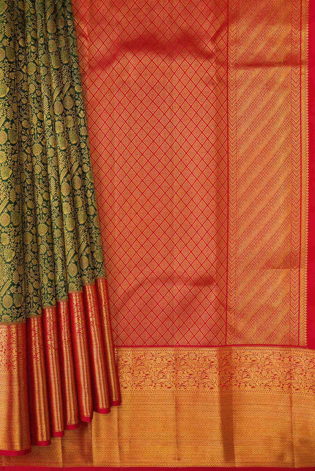 pleats pallu