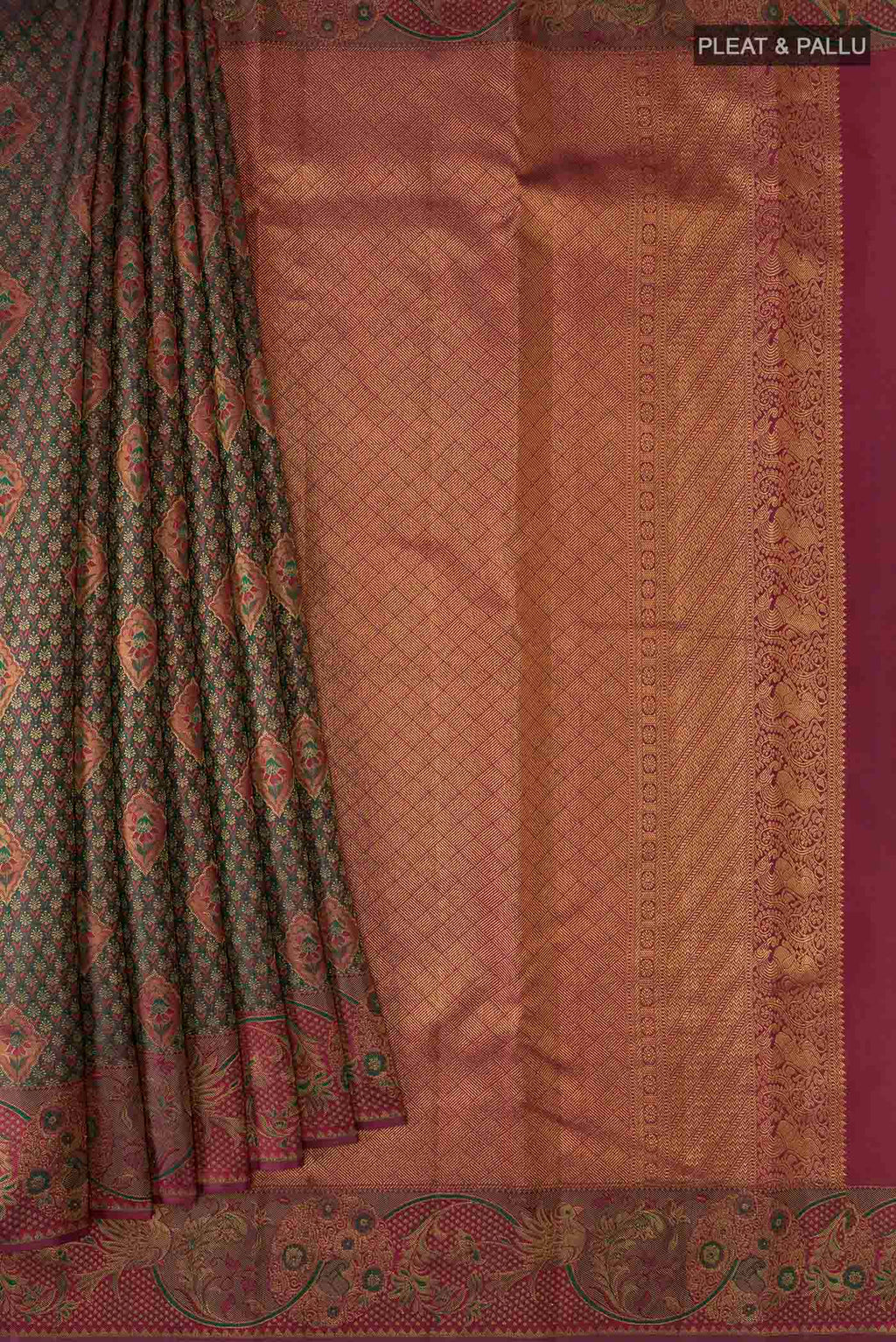 pleats pallu