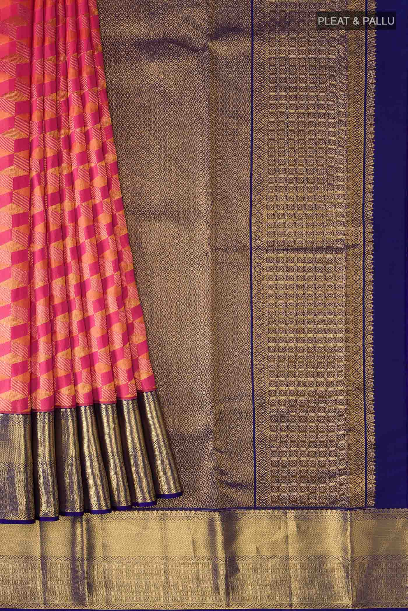 pleats pallu