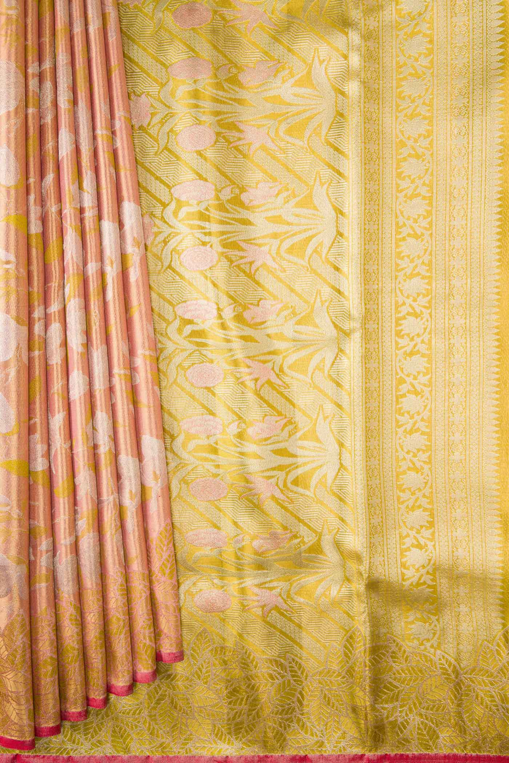 pleats pallu