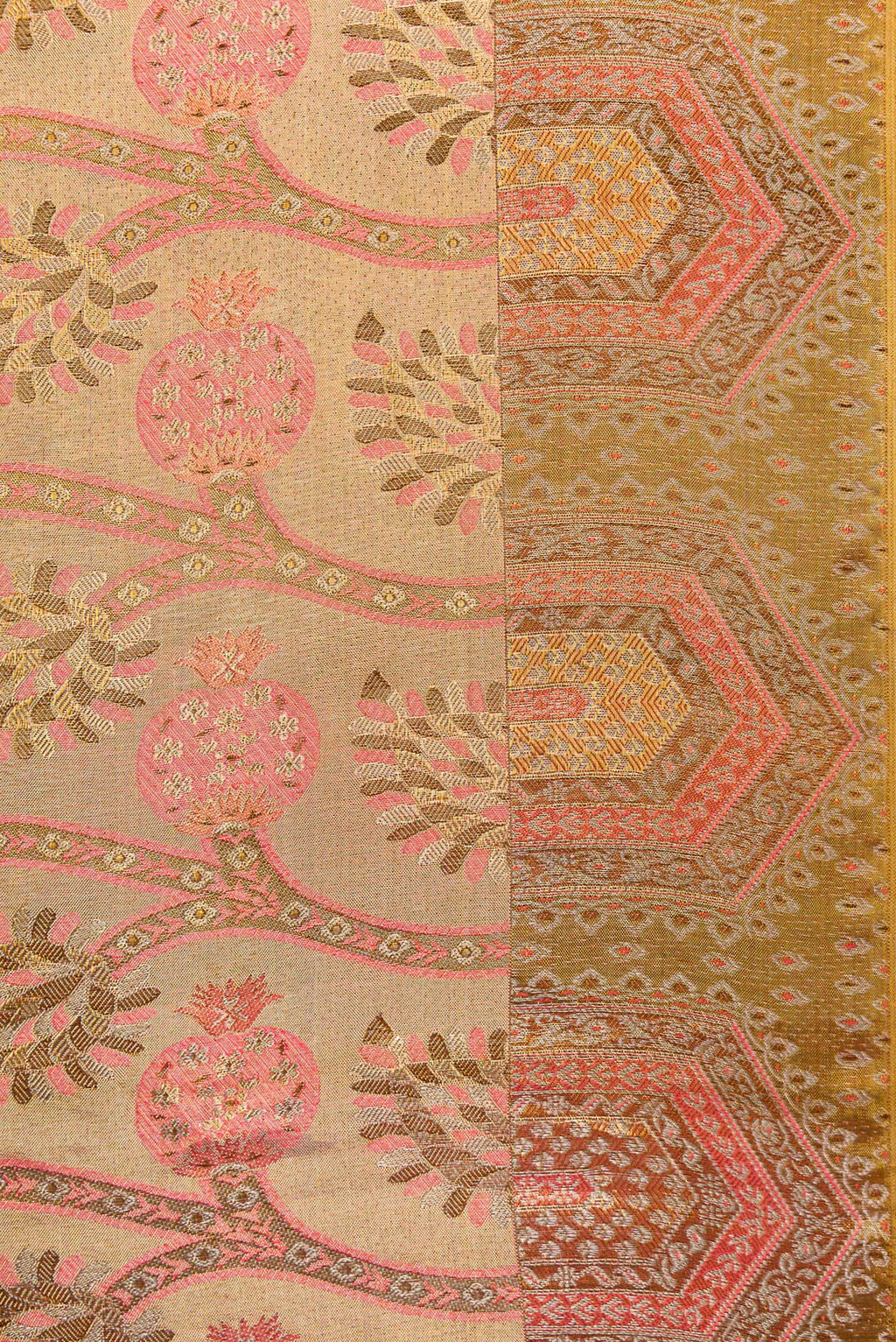 Border image of Gold Dual Tone Kanjivaram Tissue Silk Saree with Zari Brocade on the body and Zari Border. 